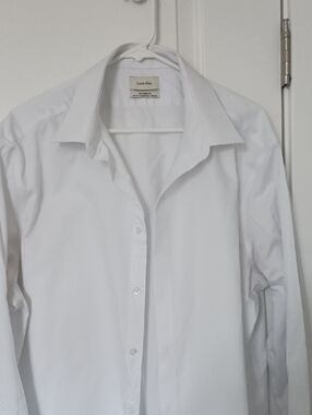 Calvin Klein Men's Classic White Dress Shirt